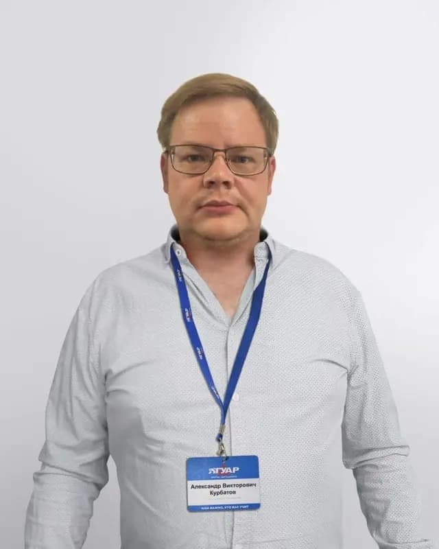Преподаватель теории
